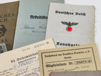 Konvolut Ausweise meist 2. Weltkrieg, zum Teil defekt