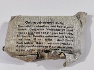 Verbandpäckchen Wehrmacht für den Verbandkasten. Kleines Modell datiert 1941