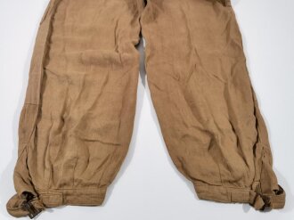 Luftwaffe, lange Tropenhose, Beintaschenhose. Großflächig restauriertes Stück