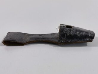 Kaiserreich, Koppelschuh wohl  für Seitengwehr 1871 , Lackleder  , ca 4 cm innere Breite oben und 3,5 cm unten,  2,4 cm Stärke oben, ca 1cm unten