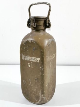 5 Liter Trinkwasser Kanne Wehrmacht. Originallack,...