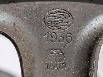 Rückentrage für schweres Feldkabel der Wehrmacht, Hersteller " Dürkoppwerke Bielefeld 1938" . Gebraucht, guter Gesamtzustand,  überlackiert