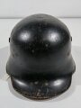 Stahlhelm aus den 1930iger Jahren. schwarzer Originallack, ungereinigtes Stück