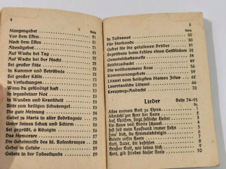 Katholisches Feldgesangbuch, 95 Seiten, Kleinformat, gebraucht