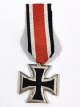 Eisernes Kreuz 2. Klasse 1939, Hersteller " 4 " im Bandring für " Steinhauer & Lück ", sehr guter Zustand, Hakenkreuz mit voller Schwärzung, magnetisch, selten