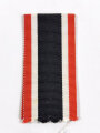 Kriegsverdienstkreuz 2. Klasse 1939 mit Schwertern ohne Hersteller ( Buntmetall ), in Verleihungstüte, diese mit Hersteller " Klein & Quenzer, Idar Oberstein " gestempelt