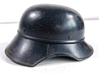 Stahlhelm Luftschutz. Originallack , hatte scheinbar nie ein Abzeichen, Größe 56