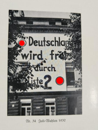 "Das Ehrenbuch des Führers , Der Weg zur Volksgemeinschaft" datiert 1933, 343 Seiten, über DIN A4