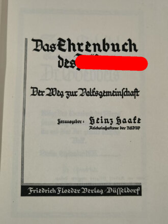 "Das Ehrenbuch des Führers , Der Weg zur Volksgemeinschaft" datiert 1933, 343 Seiten, über DIN A4