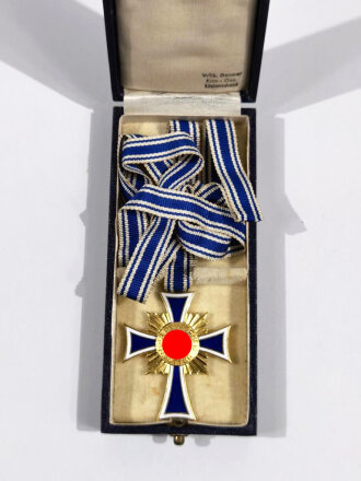 Ehrenkreuz der Deutschen Mutter ( Mutterkreuz ) in Gold mit Band im Etui, Hersteller Wilh. Deumer, Lüdenscheid, Etui schließt etwas schwer, sonst sehr guter Zustand