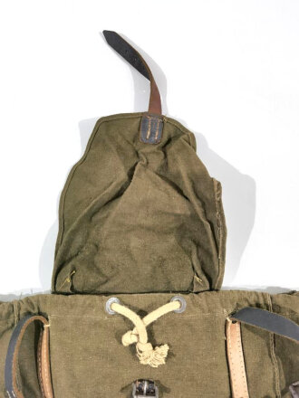 Rucksack für Artillerie der Wehrmacht. Leicht getragenes Stück