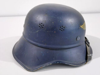 Stahlhelm Luftschutz. Guter Zustand, Farbfrisches Stück , Kinnriemen und Innenfutter aus Ersatzmaterial