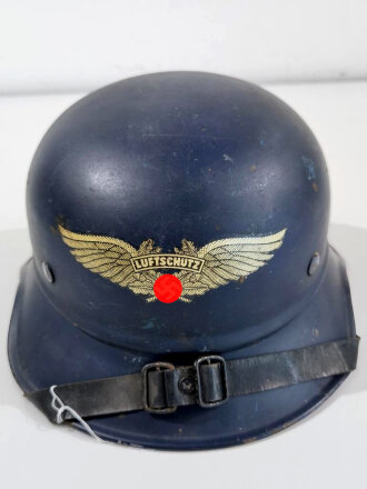 Stahlhelm Luftschutz. Guter Zustand, Farbfrisches Stück , Kinnriemen und Innenfutter aus Ersatzmaterial