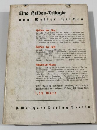 "Richthofen - der beste Jagdflieger des goßen Krieges" datiert 1938, ca. 160 Seiten, gebraucht, über DIN A5, aus Raucherhaushalt