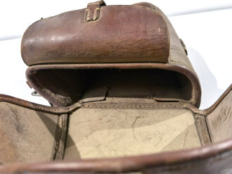 Packtasche für Berittene Wehrmacht. Leder trocken, datiert 1938, ungereinigtes Stück