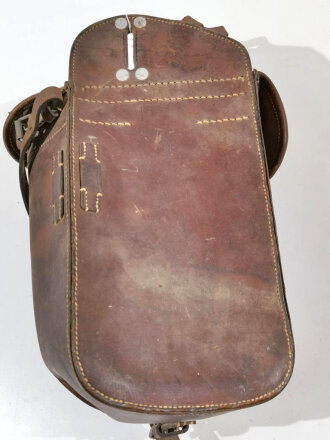 Packtasche für Berittene Wehrmacht. Leder trocken, datiert 1938, ungereinigtes Stück