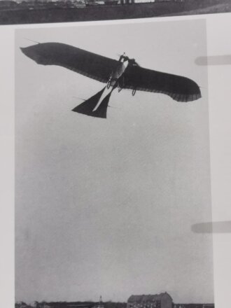 "Flugzeug Die Deutsche Luftwaffe", Fliegertruppe im ersten Weltkrieg (Ordner), Markierungen und Tarnanstriche der Deutschen Militärflugzeuge 1914 - Heute, DIN A4