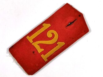 Württemberg, Schulterstück für einen Angehörigen im Infanterie Regiment Nummer 121 ,  Ausführung zum Einnähen mit blauem Unterfutter, Gesamtlänge 12 cm