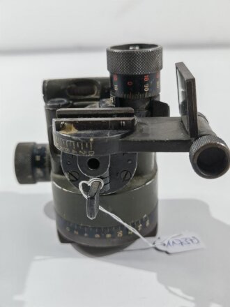 Richtaufsatz 35 für 80mm Granatwerfer 34 der Wehrmacht. Originallack, voll beweglich, Hersteller bvu