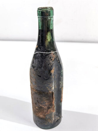 Brandflasche der Wehrmacht, guter Zustand. Ungereinigt, das Etikett " Feuergefährlich"in Teilen  erhalten. Selten