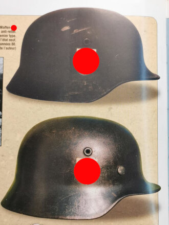 "Gazette des Uniformers - Le Casque Allemand de la seconde guerre mondiale", 62 Seiten, französisch, aus Raucherhaushalt