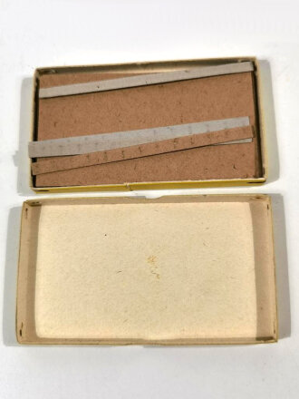 Pappverpackung " 100 Zündhütchen 92/36" ( für 2cm ) datiert 1943