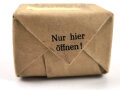 Pack " 100g gewöhnliche Watte" datiert 1937,  gehört so unser anderem in Verbandkästen Wehrmacht und Luftschutz