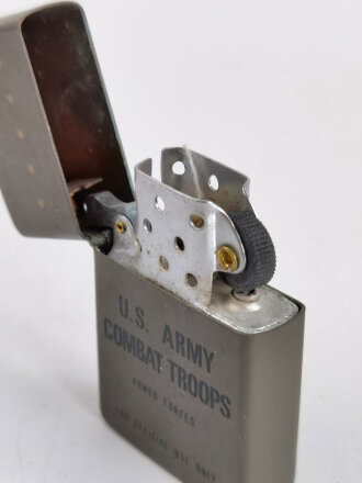 U.S. most likely private purchase "U.S. Army Combat Troops" lighter. Untested