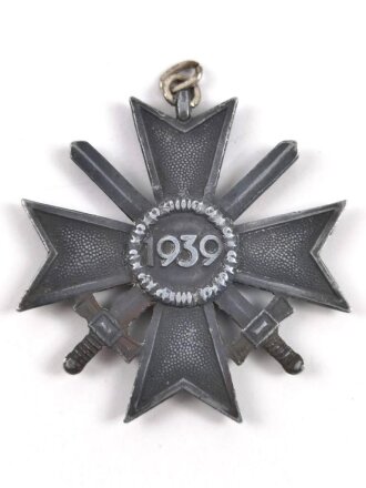 Kriegsverdienstkreuz 2. Klasse 1939 mit Schwertern aus Zink, Bandring defekt / Fehlt