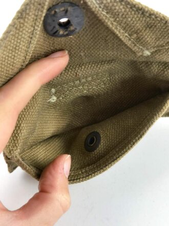 U.S. WWII Bandage pouch. Khaki, dated 1943, used