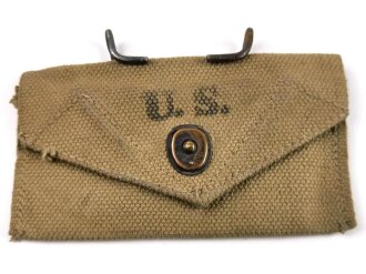 U.S. WWII Bandage pouch. Khaki, dated 1942, used