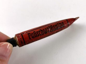 Tube "Fußheilsalbe" Wehrmacht , ungereinigt, NUR FÜR DEKOZWECKE