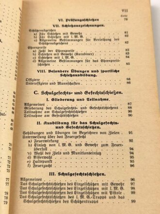 "Schießvorschrift für Gewehr (Karabiner), leichtes Maschinengewehr, Pistole usw.", datiert 1937, DIN A5, 162 Seiten