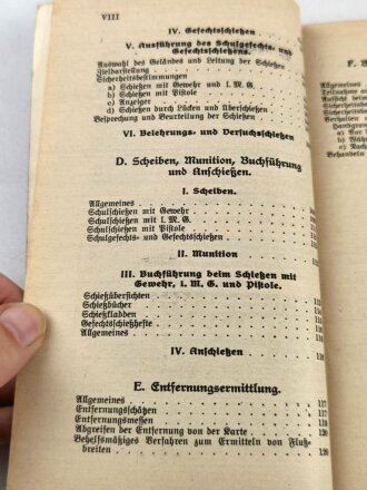 "Schießvorschrift für Gewehr (Karabiner), leichtes Maschinengewehr, Pistole usw.", datiert 1937, DIN A5, 162 Seiten