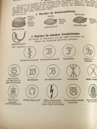 "Der Dienstunterricht im Heere  - Ausgabe für den Schützen der S.M.G.Schützen", Jahrgang 1937/38, ca. 350 Seiten, DIN A5, Umschlag gelöst