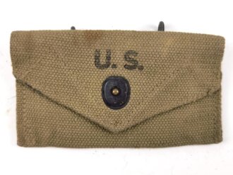 U.S. WWII Bandage pouch. Khaki, dated 1942, used