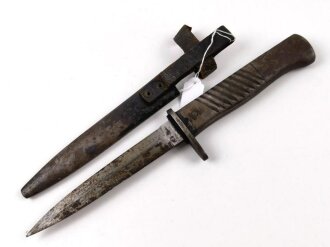 1.Weltkrieg Grabendolch ,Blechprägegriff, Gesamtlänge 29 cm,Hersteller Ernst Busch Solingen, Kammerstück