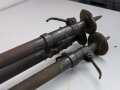 Dreibein 34 Wehrmacht für Flugabwehr . Zusammengehöriges, ungereinigtes Stück mit Wiege für MG42. Originallack.