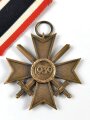 Kriegsverdienstkreuz 2. Klasse 1939 mit Schwertern mit Bandabschnitt, Buntmetall