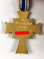 Ehrenkreuz der Deutschen Mutter ( Mutterkreuz ) in Gold an kurzem Band