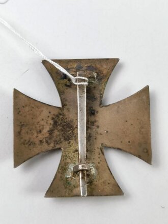 Eisernes Kreuz 1. Klasse 1939 mit Hersteller "20" auf der Nadel für " C.F. Zimmermann, Pforzheim " Hakenkreuz mit 98% Originallack