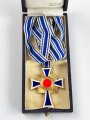 Ehrenkreuz der Deutschen Mutter ( Mutterkreuz ) in Gold im Etui, dieses mit Hersteller Paul Meybauer, Berlin, Etui schließt und öffnet, sehr guter Zustand