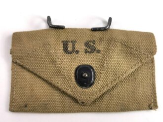 U.S. WWII Bandage pouch. Khaki, dated 1942, used