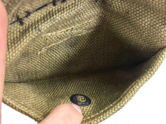 U.S. WWII Bandage pouch. Khaki, dated 1942, used