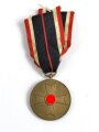 Kriegsverdienstmedaille 1939 am Band, guter Zustand