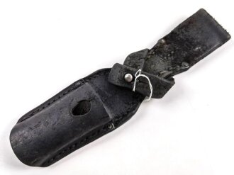 Koppelschuh zum Seitengewehr Modell 84/98 für K98 der Wehrmacht. Stark getragen, kein Hersteller erkennbar