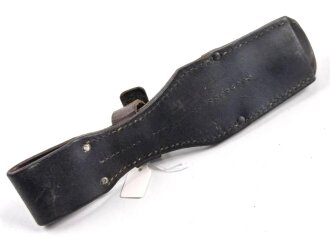 Koppelschuh zum  Seitengewehr Modell 84/98 für K98 der Wehrmacht. Getragenes Stück, datiert 1941