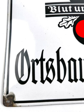 Emailschild Reichsnährstand "Ortsbauernführer " Maße 35 x 39cm. An den Ecken leicht beschädigt, sonst guter Zustand.Originales Schild , direkt aus Privathaushalt