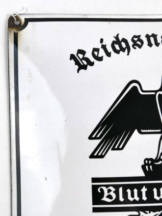 Emailschild Reichsnährstand "Ortsbauernführer " Maße 35 x 39cm. An den Ecken leicht beschädigt, sonst guter Zustand.Originales Schild , direkt aus Privathaushalt