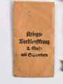 Kriegsverdienstkreuz 2. Klasse mit Schwertern am Band mit Verleihungstüte, diese mit Hersteller " Eugen Schmidhäussler, Pforzheim, Tüte im guten Zustand